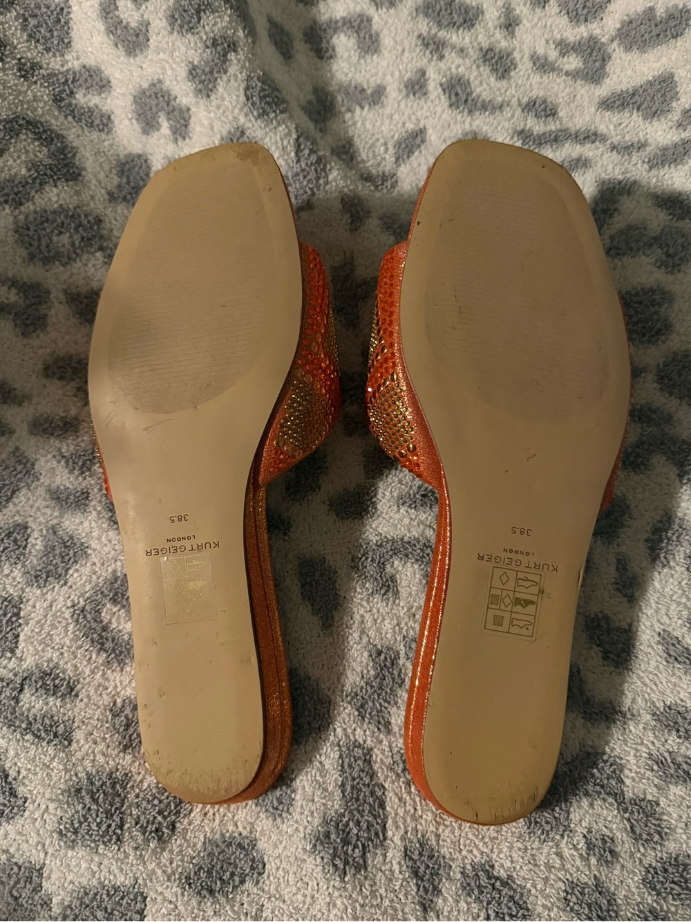 Kurt Geiger Eagle-head ⚠️ Limited Style⚠️ Orange Kensington Sandal - Picture 3 of 9